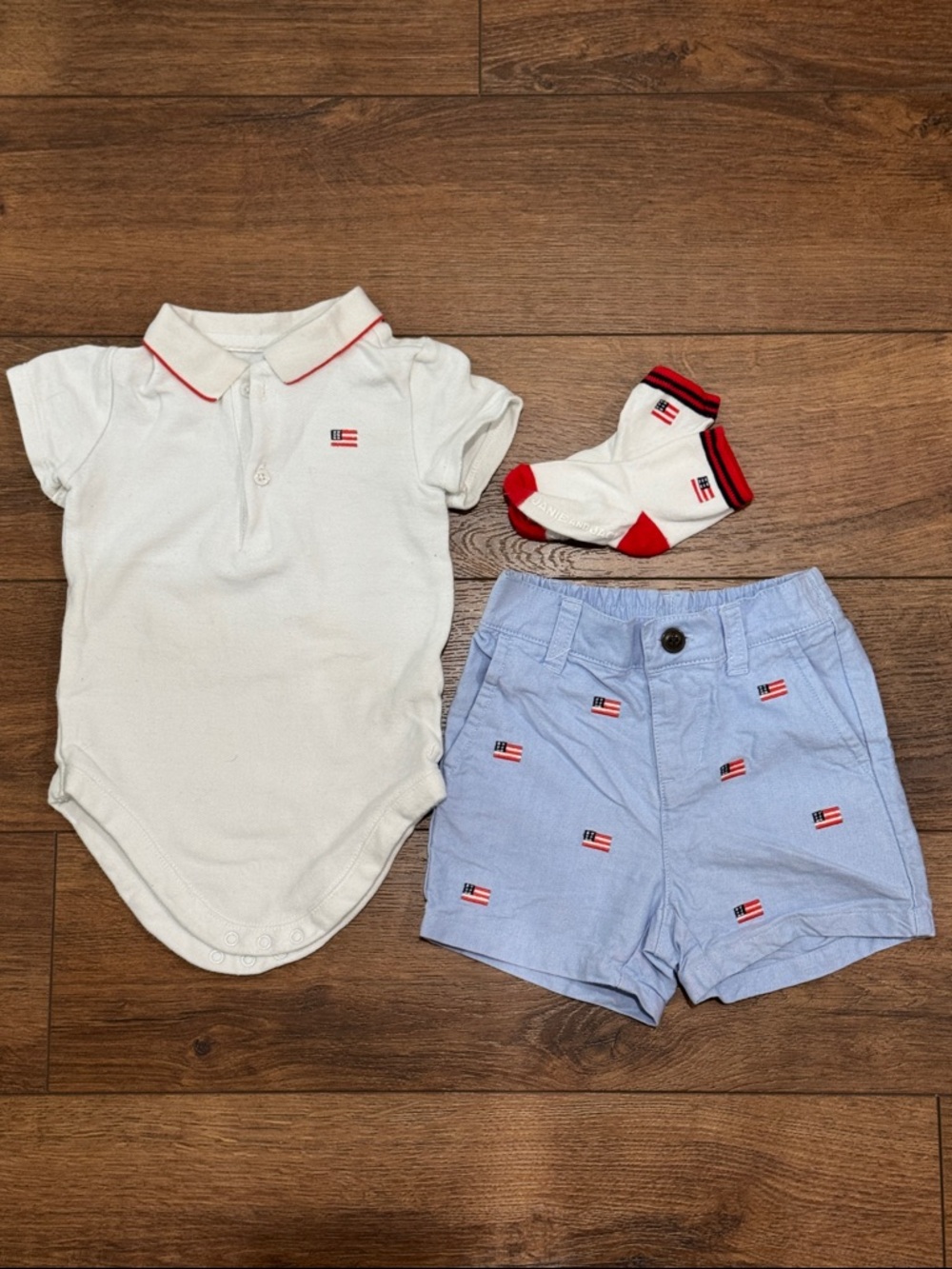 Janie and Jack - Embroidered Flag Infant Boys Outfit Set - 6-12M